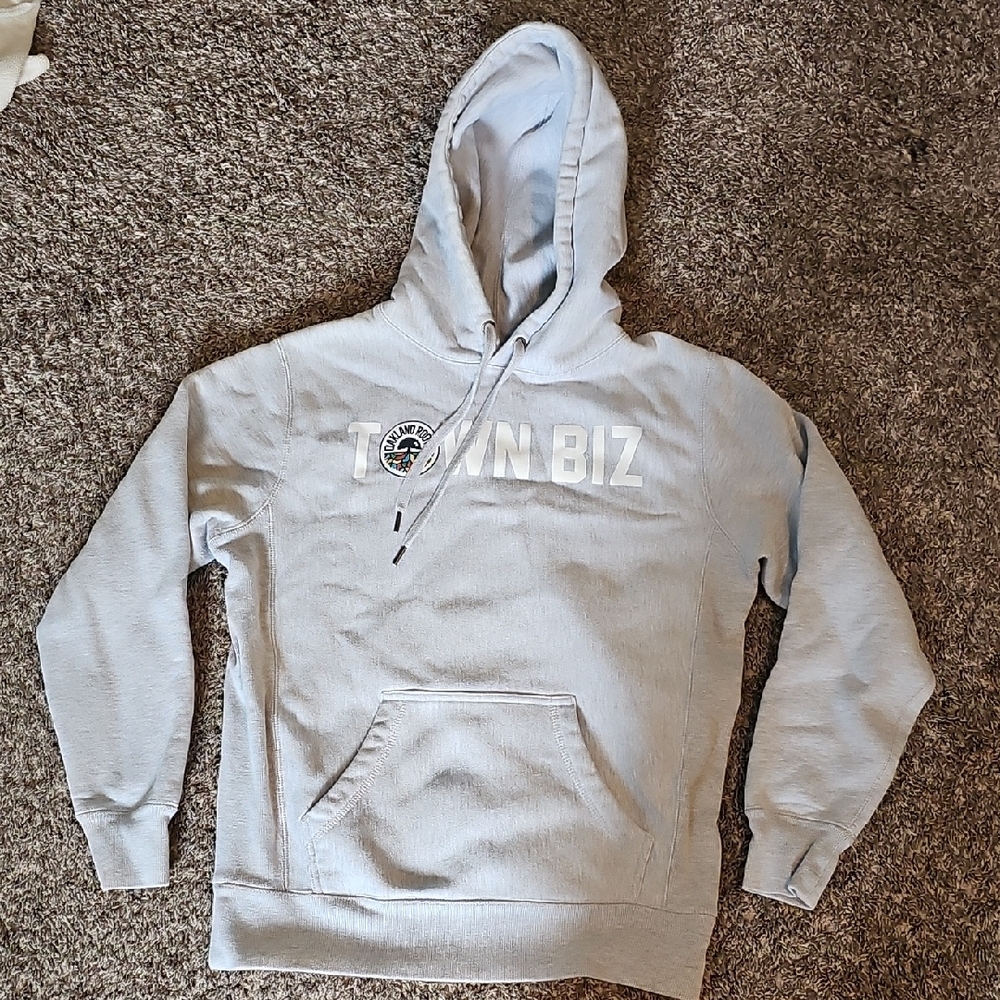 STUNNING OAKLAND ROOTS TOWN BIZ RARE Gray Hoodie